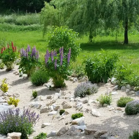 Hostal Paloma Y Lena Sarria